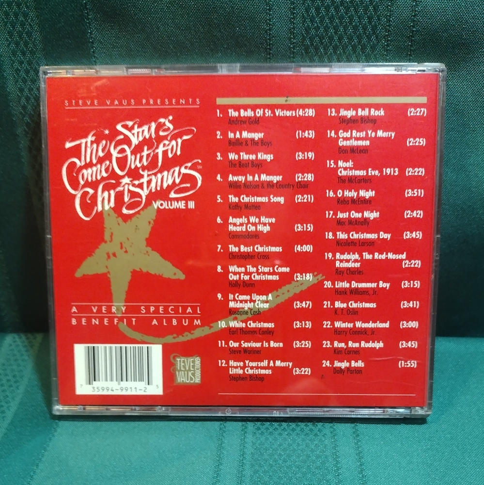 ⭐ BOGO ⭐ The Stars Come Out For Christmas CD - Picture 2 of 4